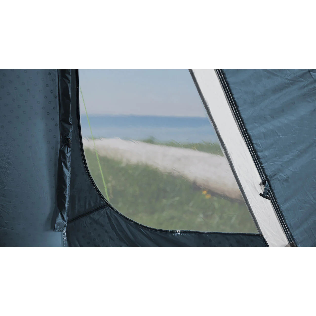 Outwell Earth 4 4-Person Tent - Image 13